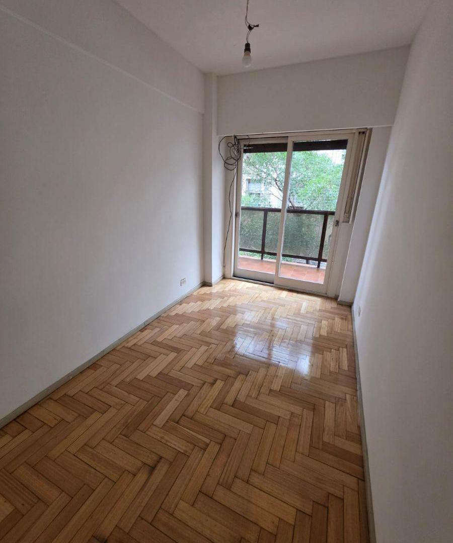 Foto de Departamento 4 Ambientes con Dependencia, Cochera y Balcón Al Frente |, imagen 1