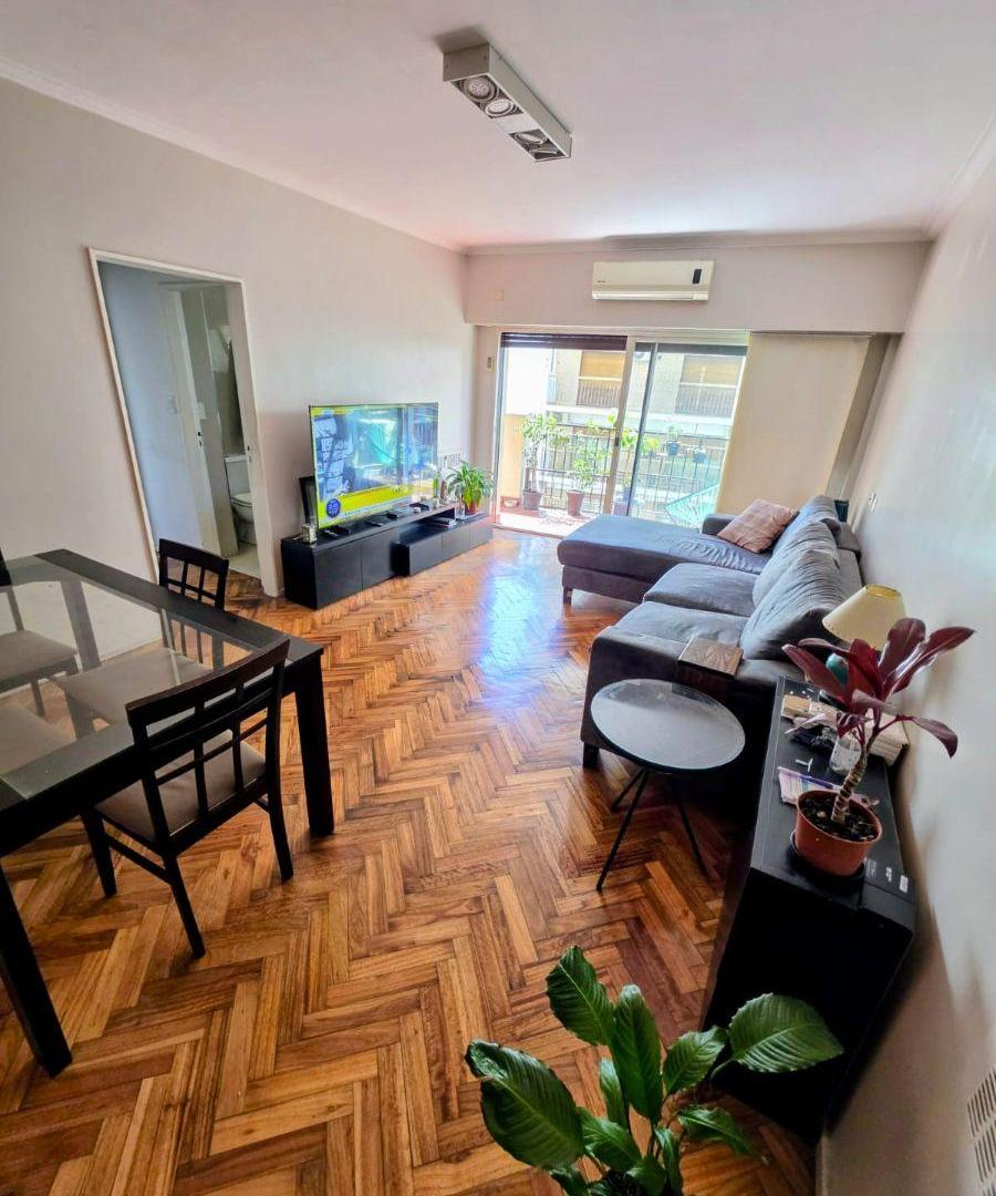 Foto de TRES AMBIENTES CON DEPENDENCIA EN BARRIO NORTE!! AL FRENTE CON BALCON, imagen 3