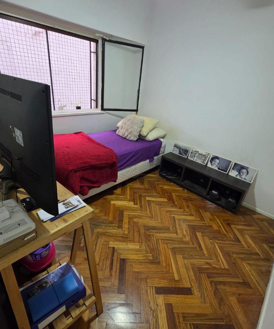 Foto de TRES AMBIENTES CON DEPENDENCIA EN BARRIO NORTE!! AL FRENTE CON BALCON, imagen 2