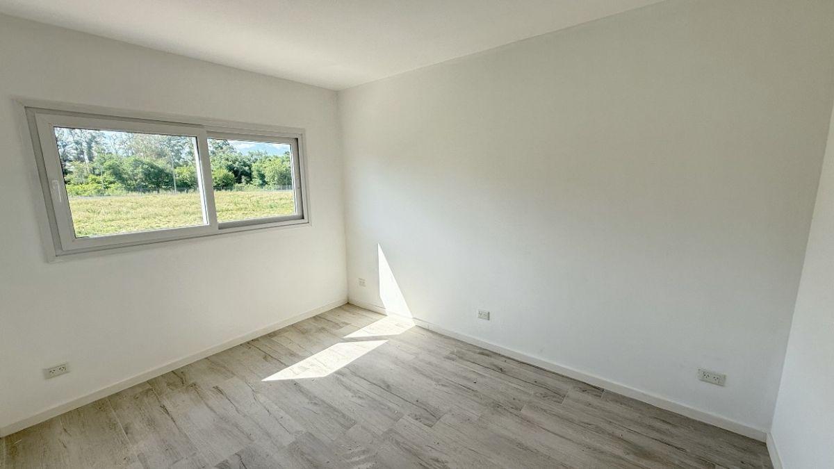 Duplex de 4 ambientes con Jardín y Parrilla