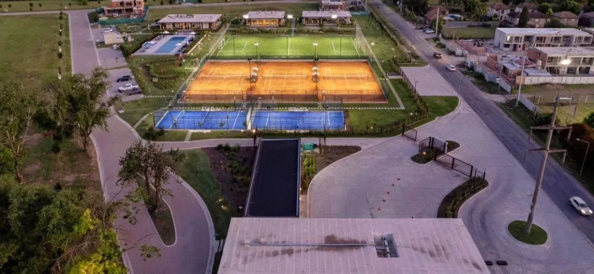 Excelente Propiedad Moderna con entrega a fines 2026 8