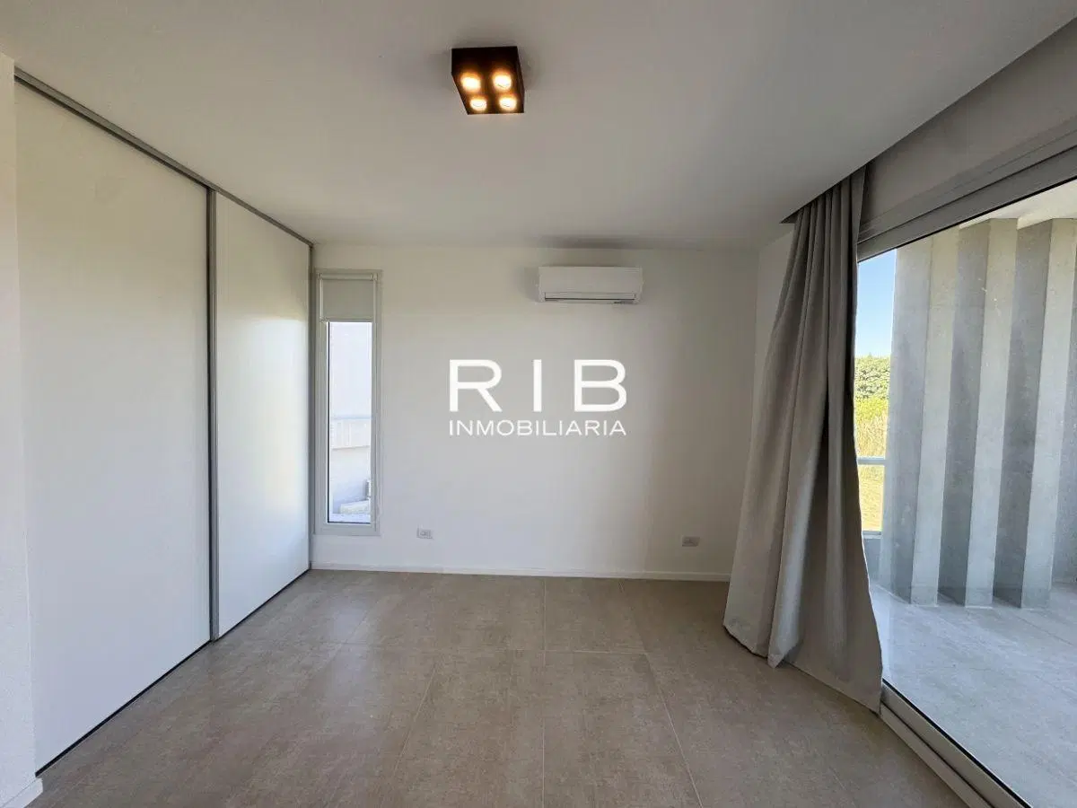 Townhouses Pilará - Alquiler de 4 ambientes con dos Terrazas 2