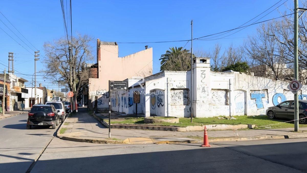 Foto de Fracción Esquina en Centro de Pilar - Acepta Financiación o Permuta de, imagen 2