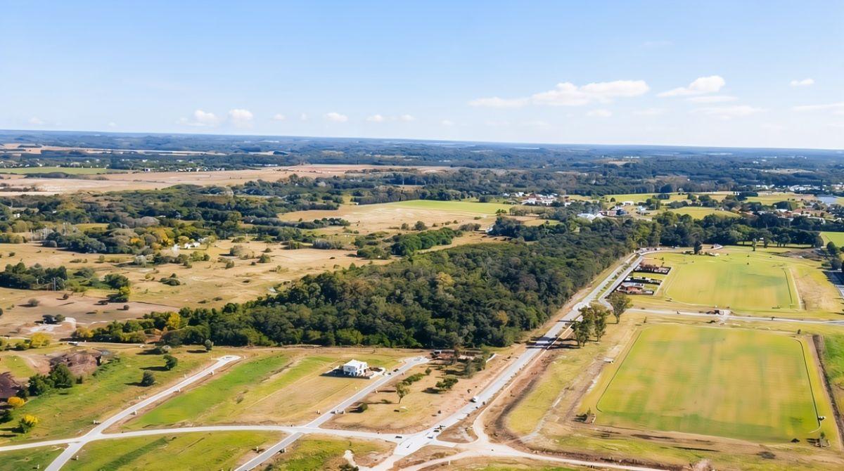 Foto de Excelente Lote Central -Sin Cuotas Pendientes- Lindante con Área Común, imagen 5