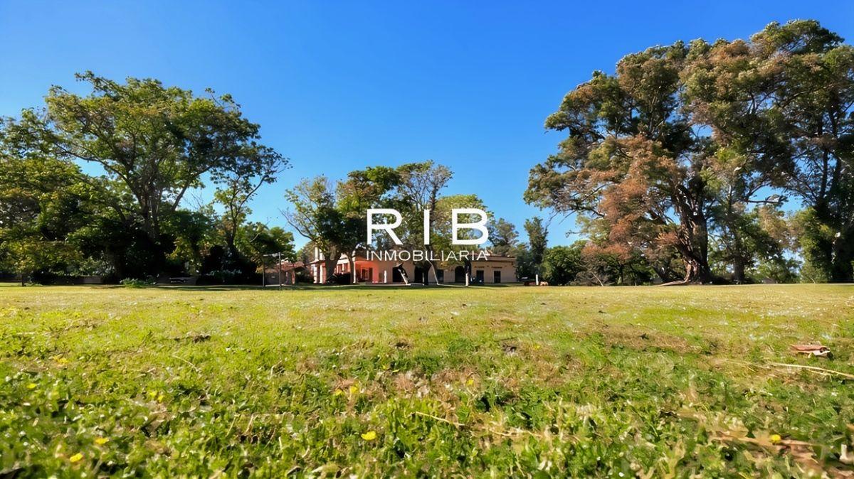 Foto de Excelente Lote Central -Sin Cuotas Pendientes- Lindante con Área Común, imagen 1