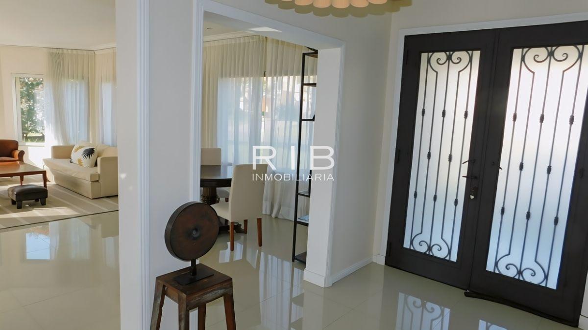 Foto de Impecable Propiedad Neoclásica - En Venta con Renta, imagen 4