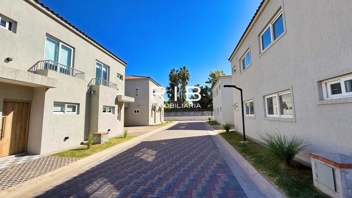 Foto de Duplex de 4 ambientes con Jardín y Parrilla, imagen 4