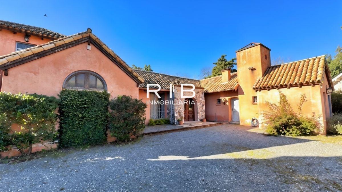 Foto de Propiedad Estilo Portugués sobre 1300 m2 - Acepta Financiación, imagen 1