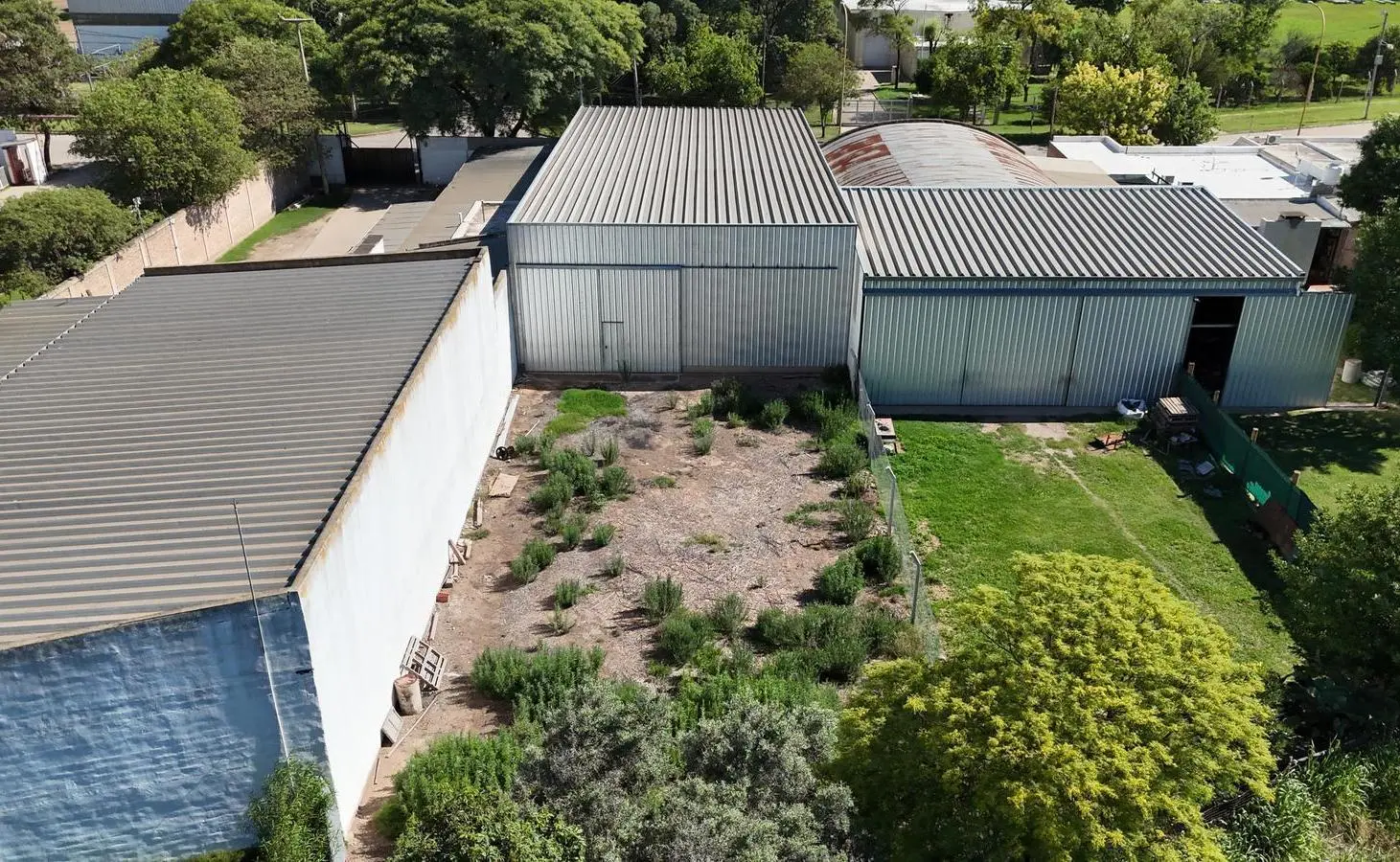 VENTA| GALPÓN AMPLIO en SAN FRANCISCO- CÓROBA 3
