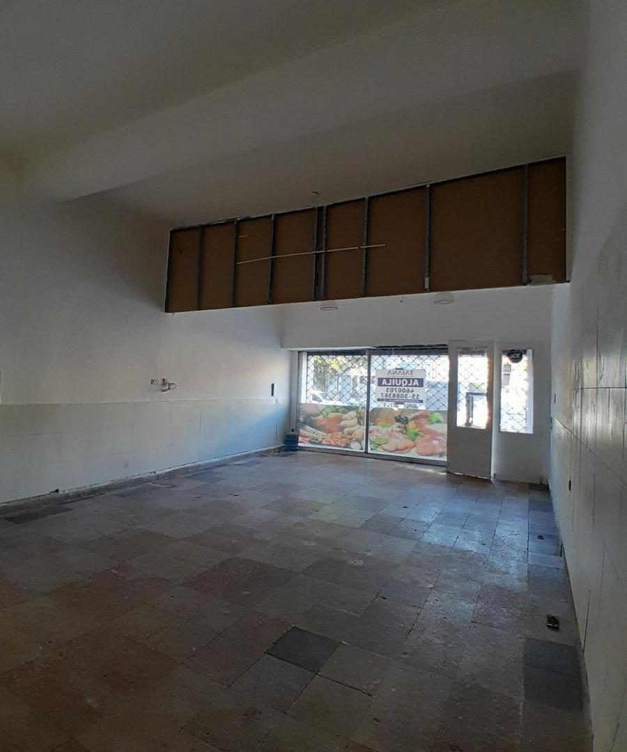 Foto de ALQUILER| LOCAL COMERCIAL en barrio GENERAL PAZ. - TAP4570606, imagen 2