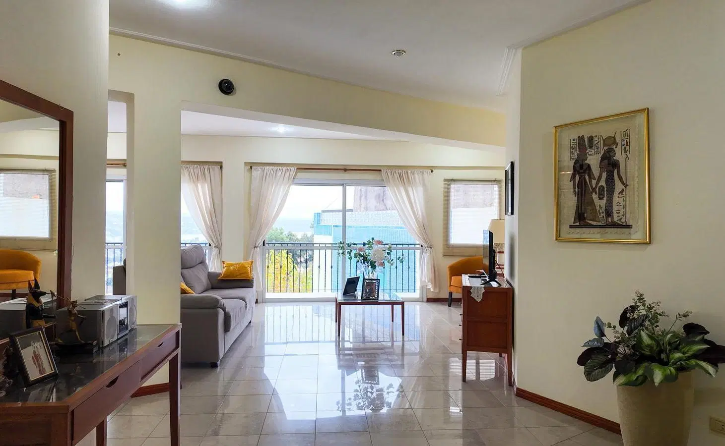 VENTA| CASA de 4 PLANTAS 4 Dormitorios- QUNCHO y PILETA en LA CUESTA - CARLOS PAZ-THO8092404 2