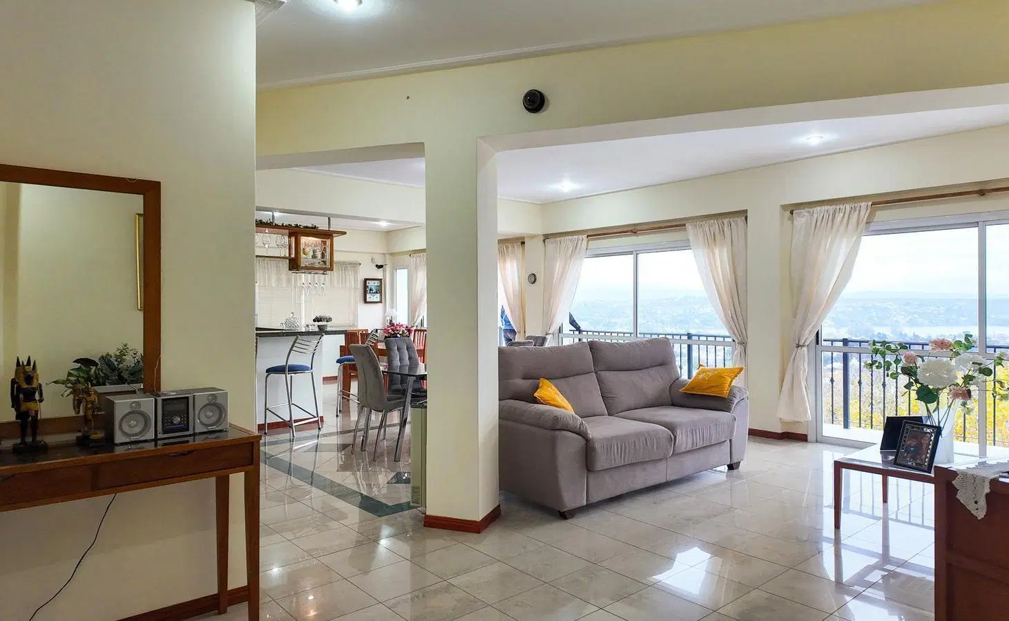 VENTA| CASA de 4 PLANTAS 4 Dormitorios- QUNCHO y PILETA en LA CUESTA - CARLOS PAZ-THO8092404 5
