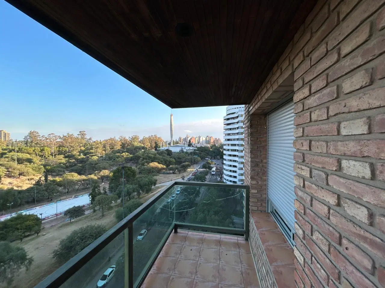 ALQUILER| Departamento 1 Dormitorio frente al PARQUE SARMIENTO - TAP384432 2