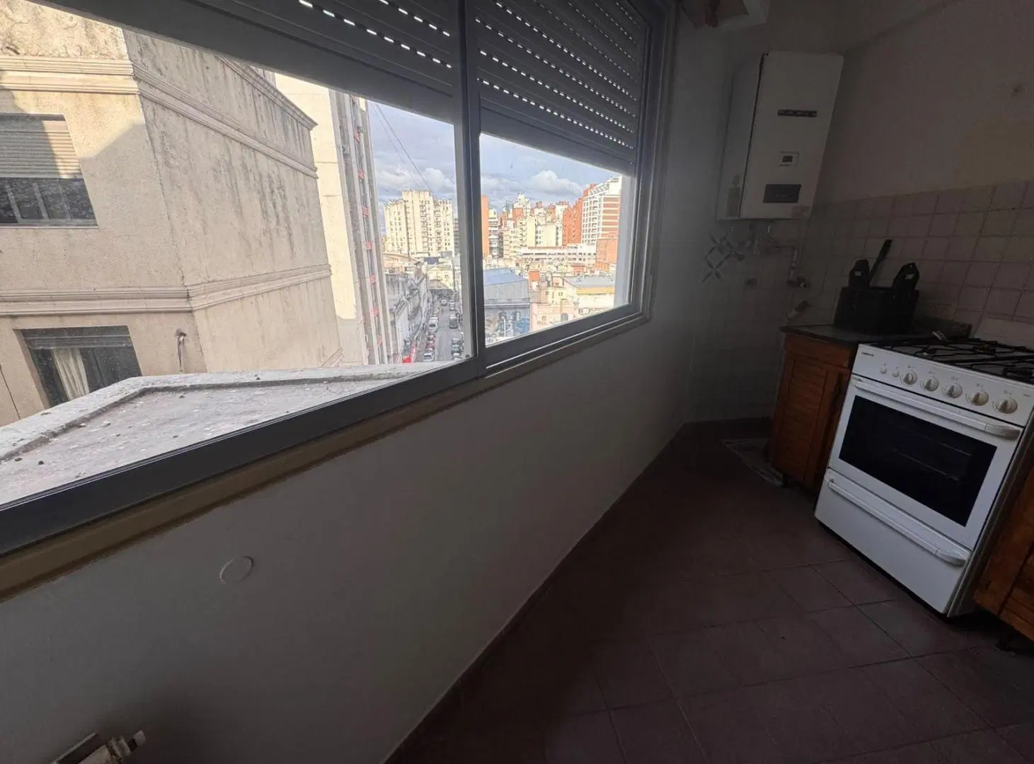 ALQUILER| Departamento 1 Dorm. amplio con BALCÓN en el Centro de Córdoba - TAP8361559 2