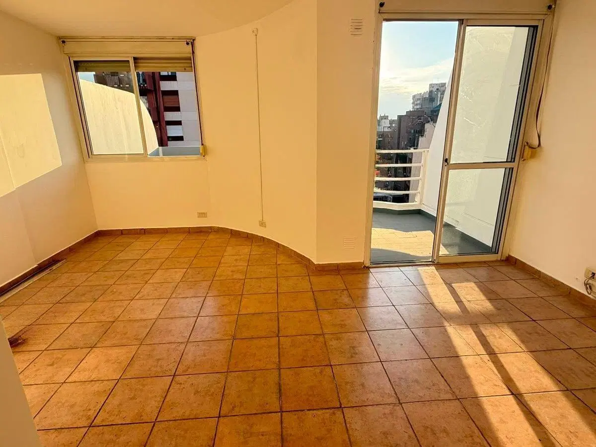 ALQUILER| Dúplex 2 Dorm. con 2 Balcones en Nueva Córdoba - TAP8409433 3