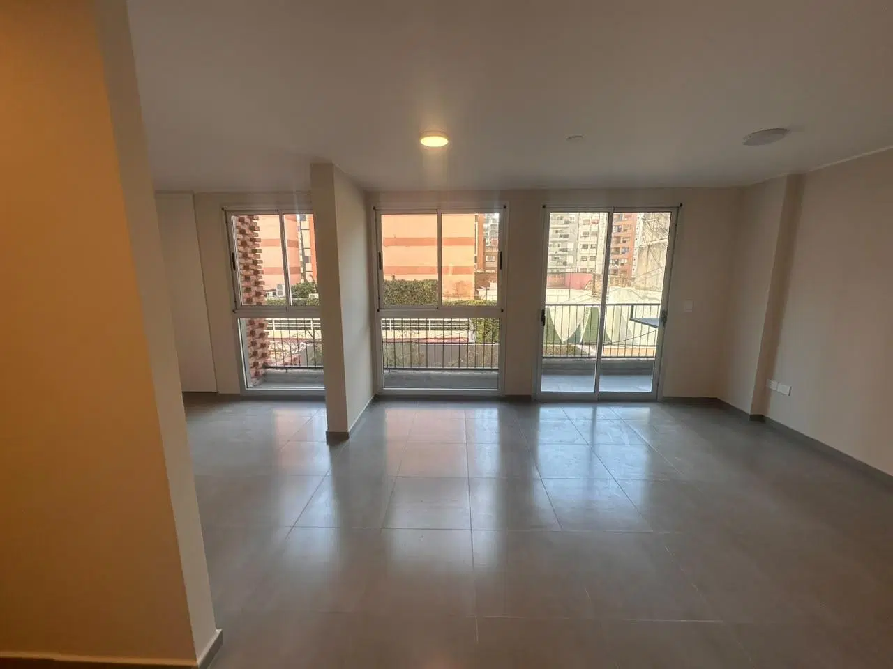 ALQUILER| Oficina en Nueva Córdoba - edificio Mapa 06 - TBU56877 OF8453889 3