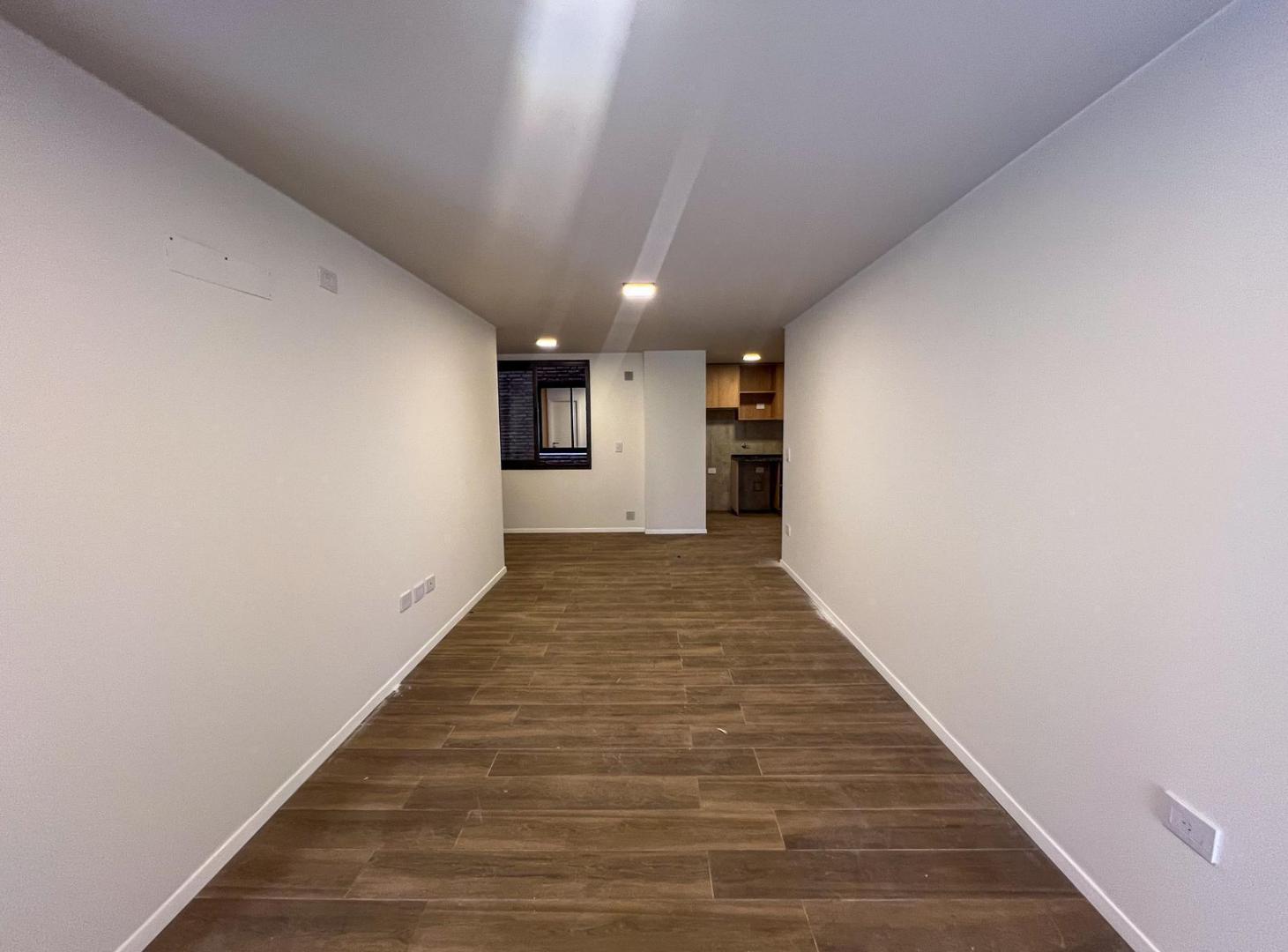 Foto de ALQUILER| Departamento 1 y ½ Dormitorios con TERRAZA CON ASADORES en, imagen 2