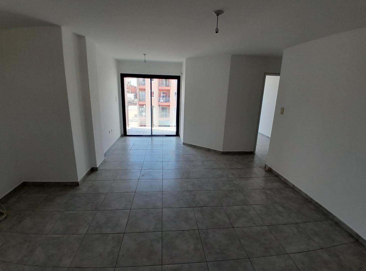 Foto de ALQUILER | Dpto. de 1 Dorm. Muy Luminoso Con Cocina Integrada Ubicado, imagen 2