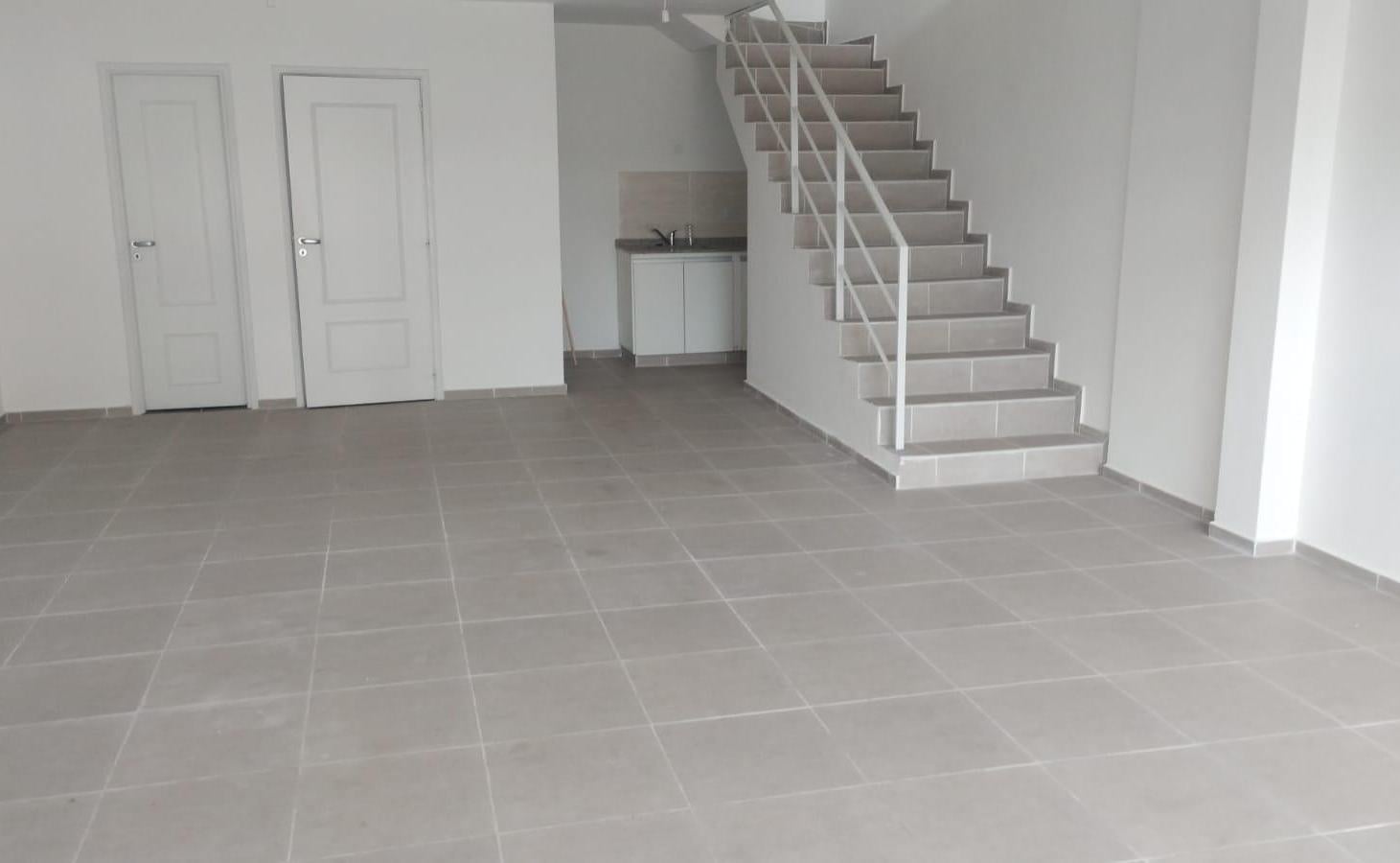 Foto de VENTA | Local Ubicado en el Barrio Alberdi con Orientación Frente, imagen 2