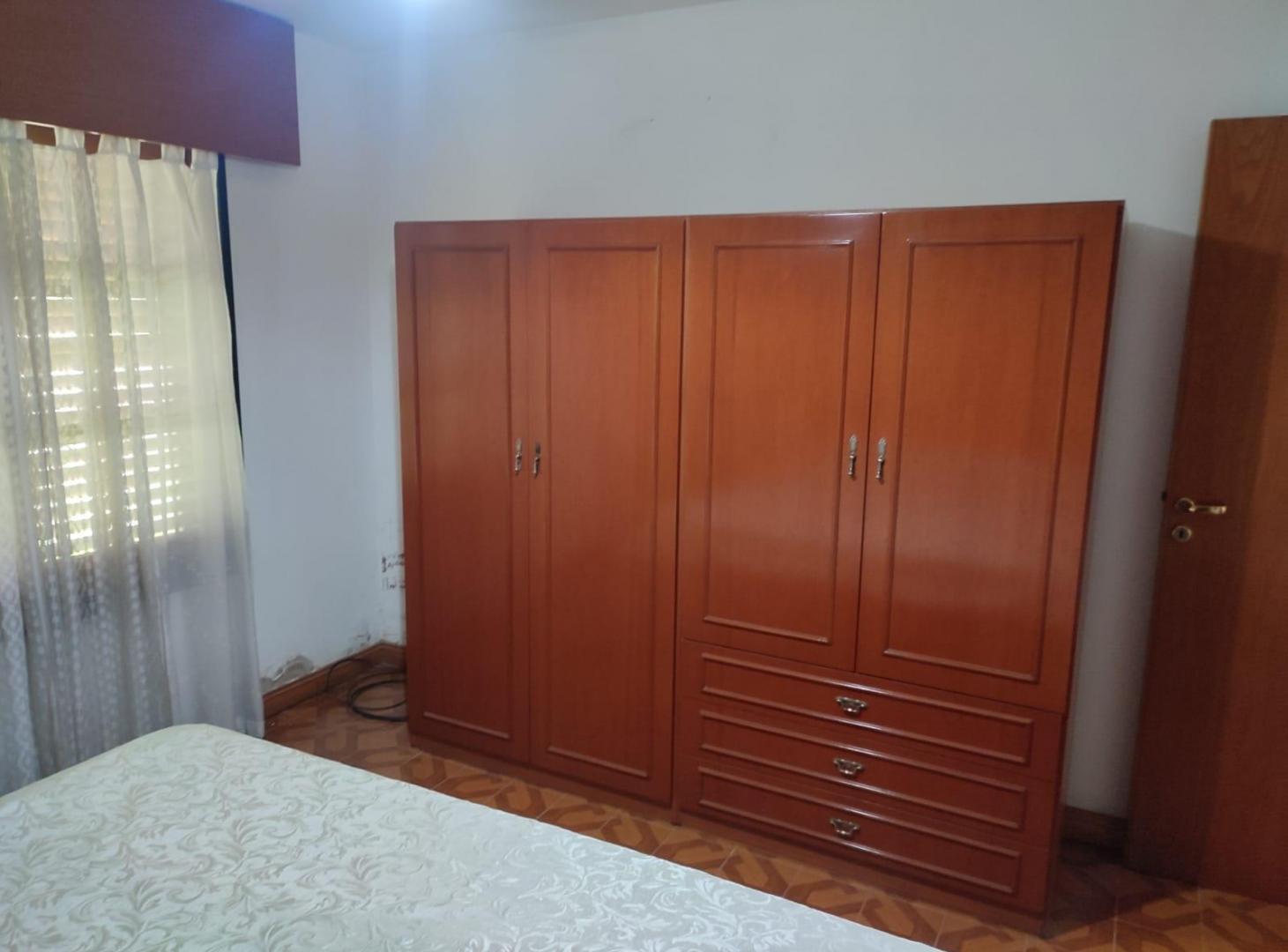 Foto de VENTA | Casa 4 dorm, 3 baños - 400 m² con quincho, patio y apta crédito, imagen 3