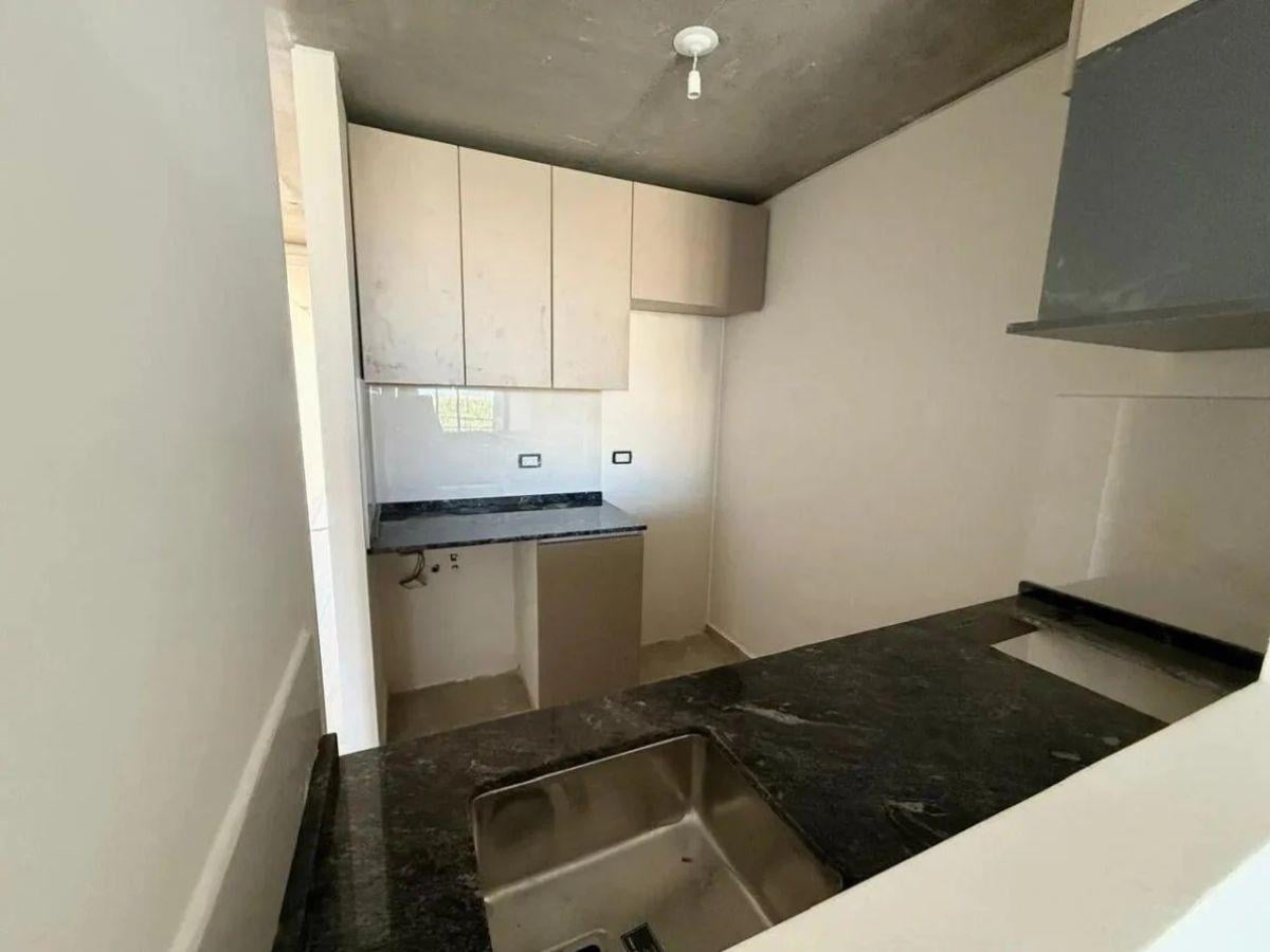 Foto de Cochera en VENTA en Bv Las Heras COFICO, imagen 4