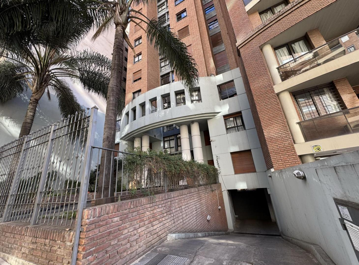 Foto de VENTA| COCHERA en NUEVA CÓRDOBA Edificio Olimpus, imagen 1