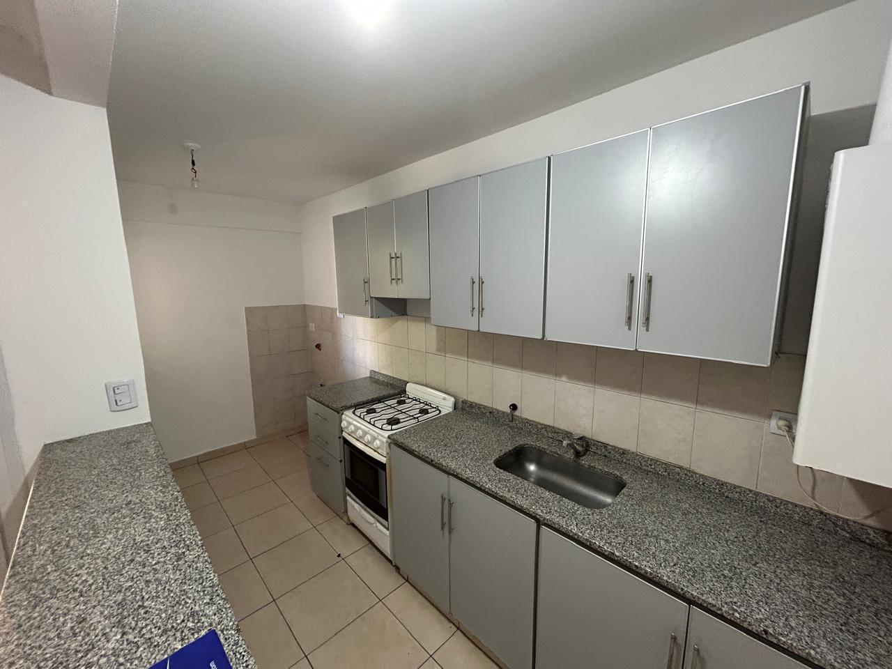 ALQUILER | 1 Dorm 1 Baño en General Paz A Metros del Parque Jose Maria Paz - TAP211081