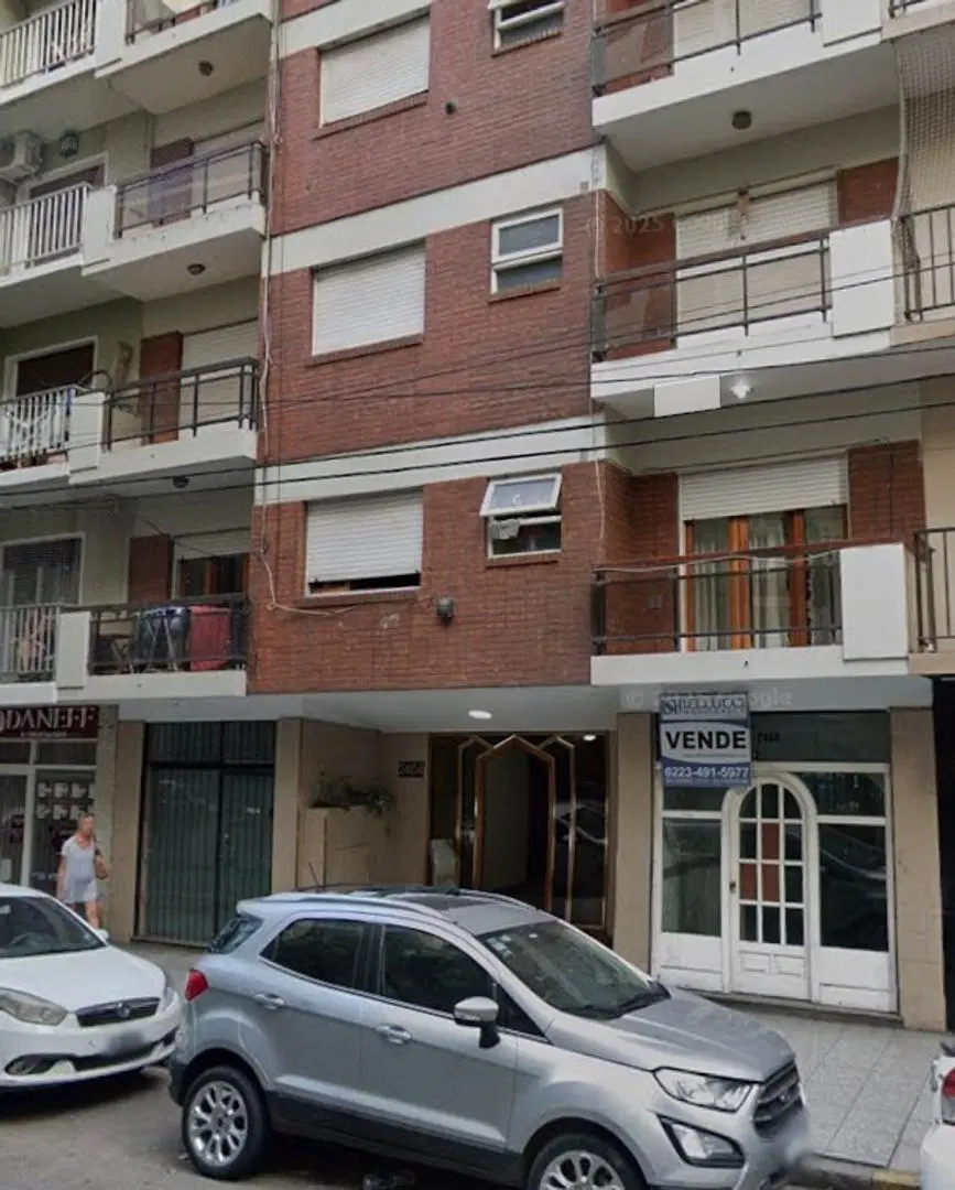 MONOAMBIENTE EXC UBIC/PLANO CENTRO 3