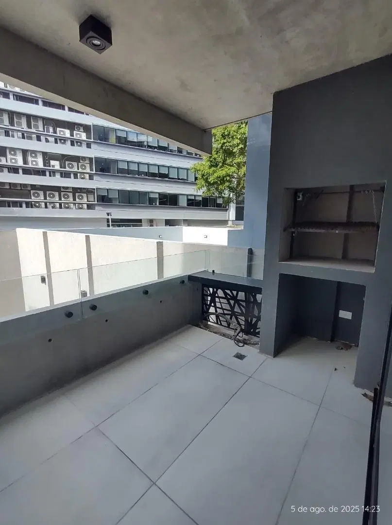 DEPTARTAMENTO DE 2 AMB A ESTRENAR CON DOBLE BALCON  1º" B" 2