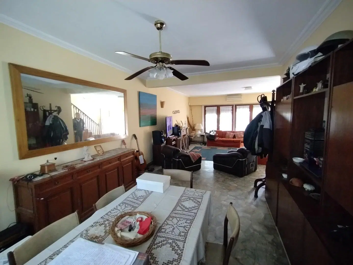 CASA DE ESTILO EN OLIVOS. 5 AMBIENTES Y PILETA 2