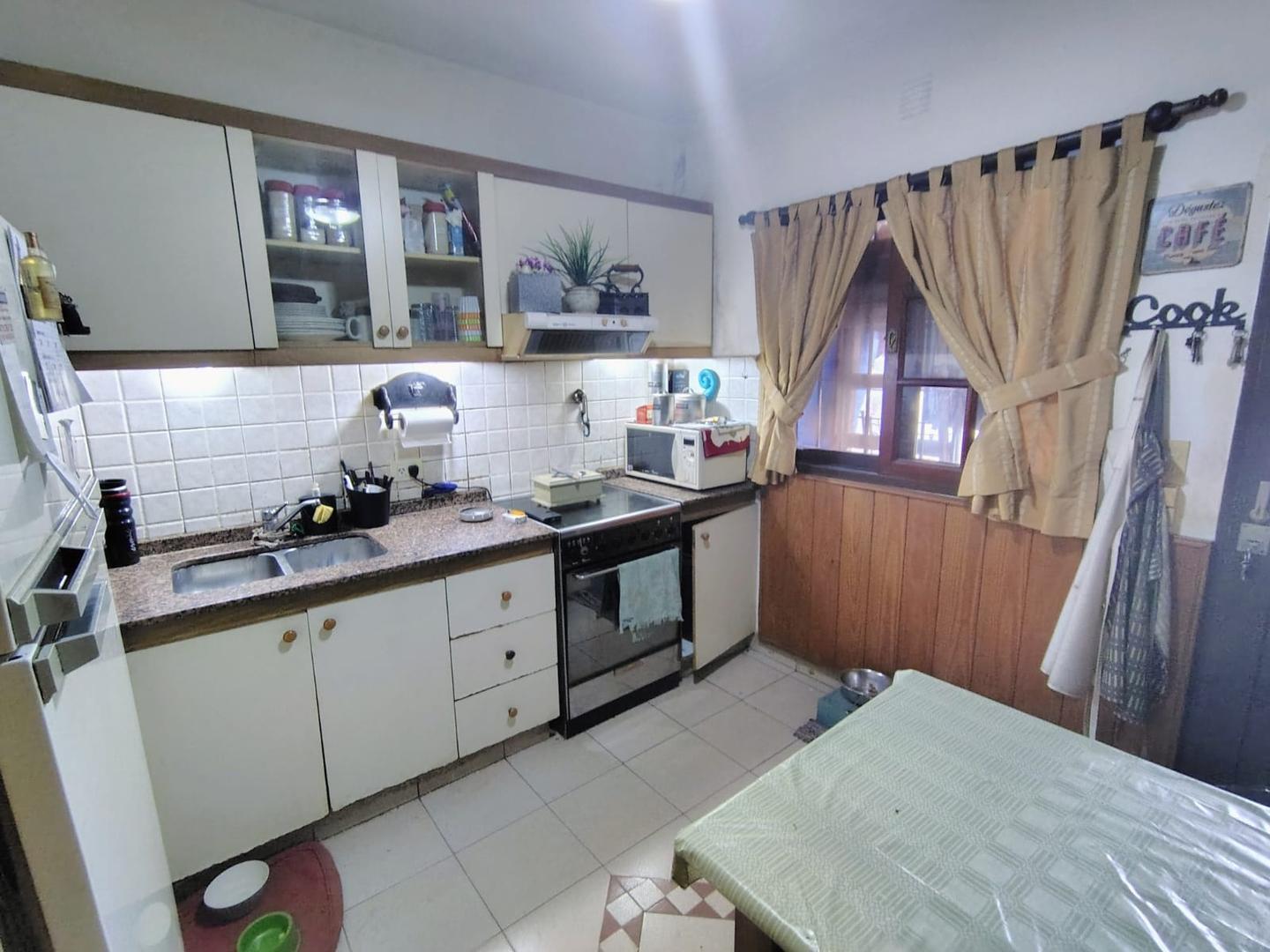 Foto de Triplex 3 Dorm con Jardín y Cochera en Olivos | Apto credito, imagen 2