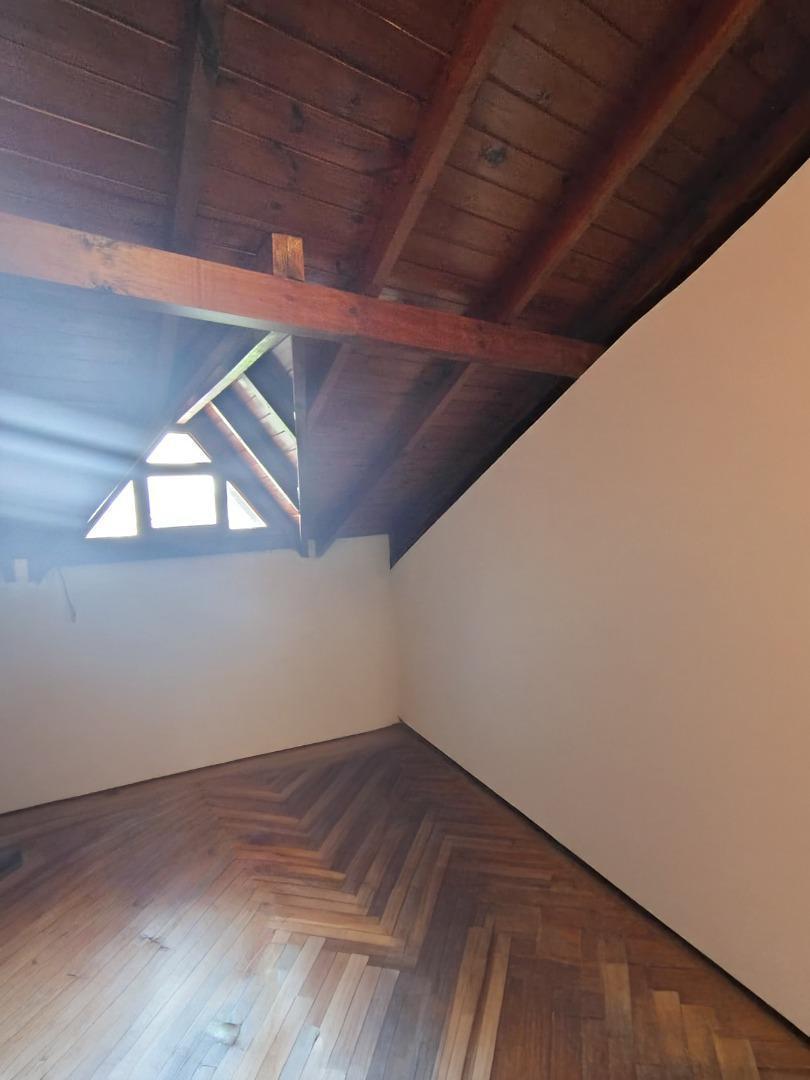 Foto de Triplex 3 Dorm con Jardín y Cochera en Olivos | Apto credito, imagen 1