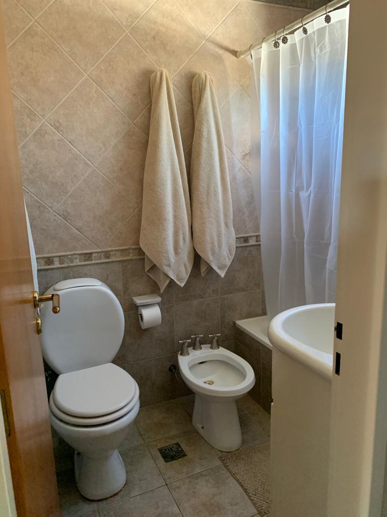 Duplex 4 Ambientes en Venta/ Ituzaingo Norte 3