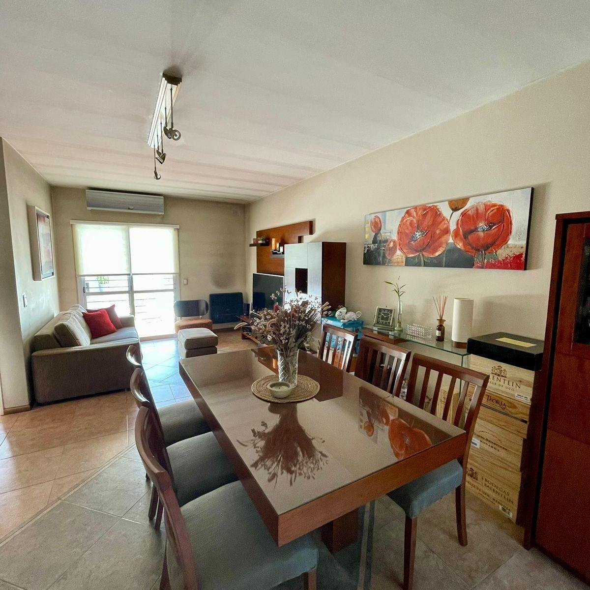 Duplex 4 Ambientes en Venta/ Ituzaingo Norte 2