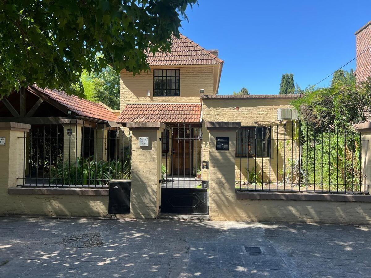 Casa 4 Amb En Venta - Parque Leloir-nuevo Valor!