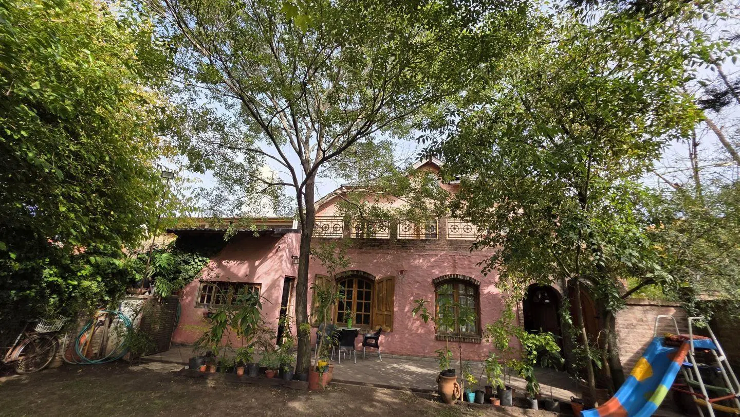 CASA 5 AMBIENTES ITUZAINGO NORTE ZONA PREMIUM 4
