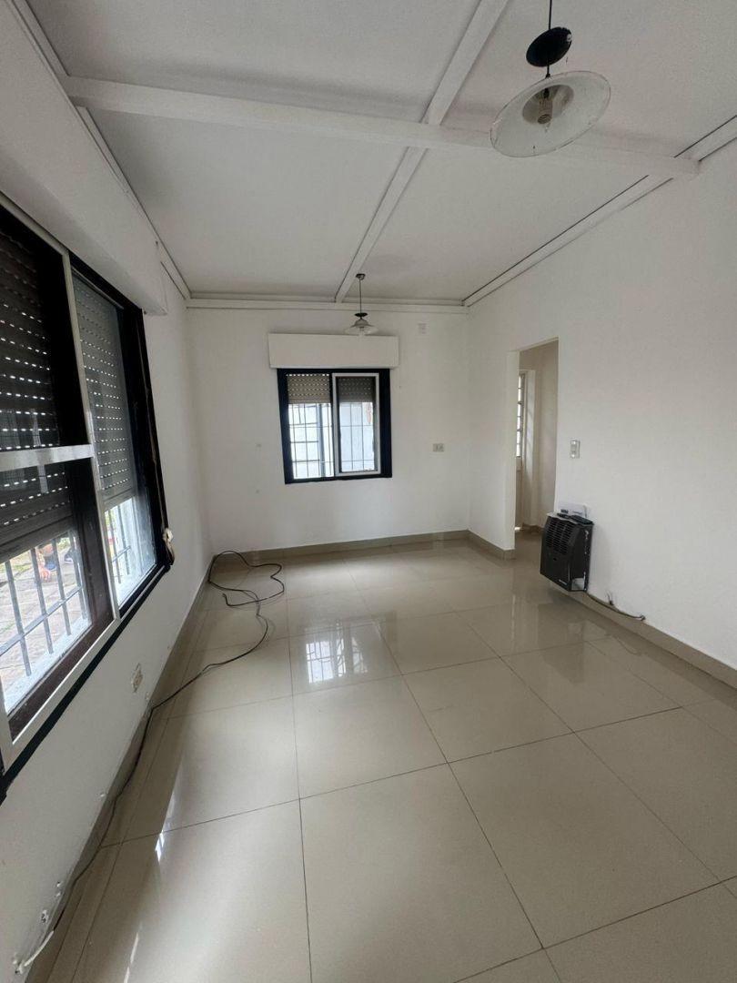 Foto de VENTA DE PH 2 AMBIENTES EN ITUZAINGO NORTE, imagen 3