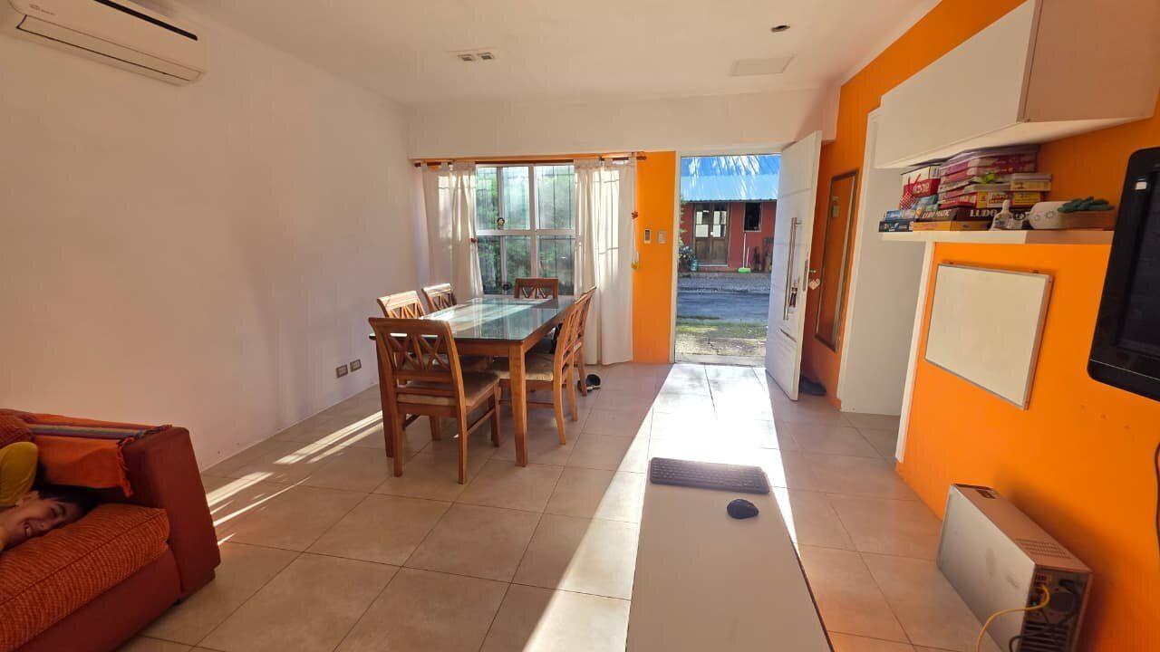 Foto de Venta de Casa 4 Ambientes en Villa Udaondo, Ituzaingó, imagen 5