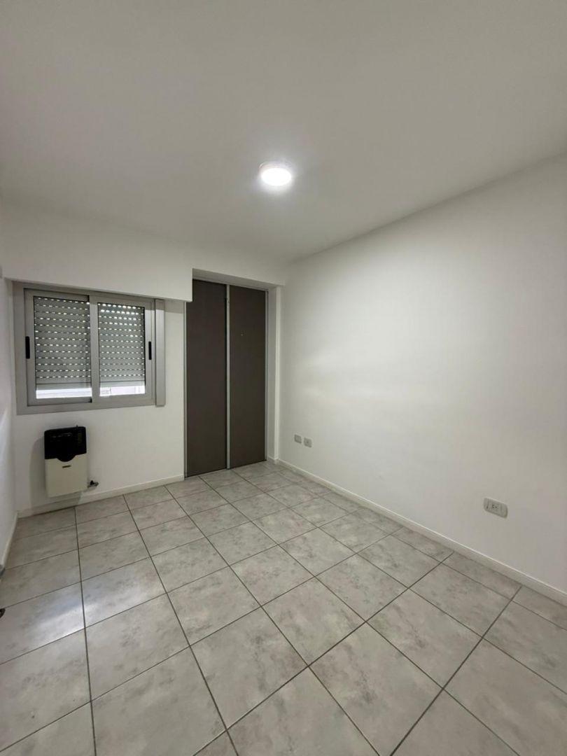 Foto de Alquiler de Departamento 2 Ambientes en Castelar, Morón, imagen 4