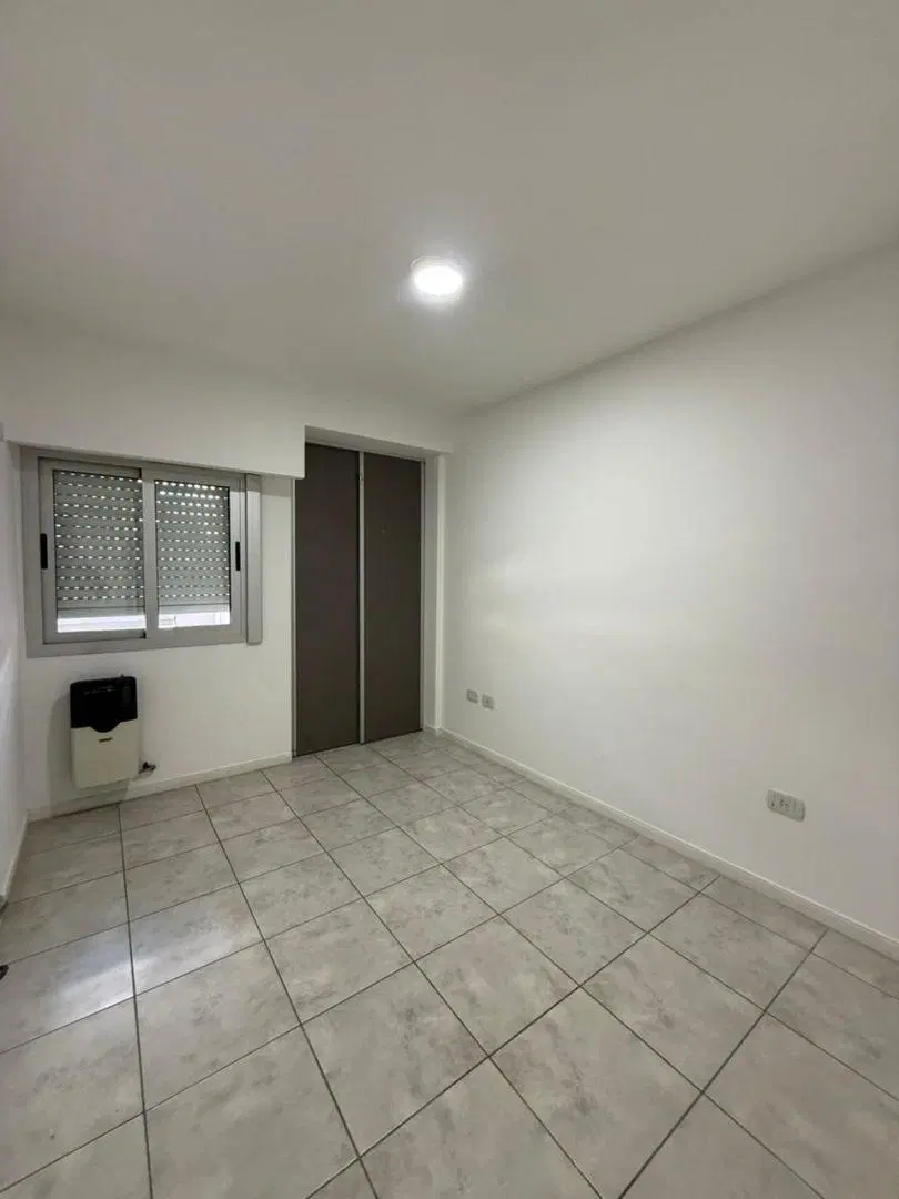 Alquiler de Departamento 2 Ambientes en Castelar, Morón 4