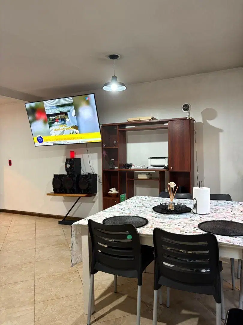Venta de Duplex 4 Ambientes con Jardín y Parrilla - Apto Crédito Bancario, Ituza 3