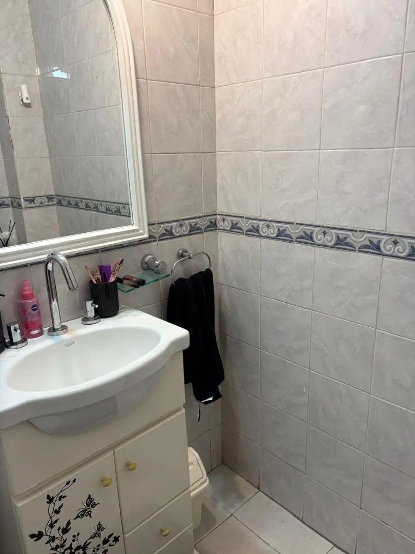 Venta de Duplex 4 Ambientes con Jardín y Parrilla - Apto Crédito Bancario, Ituza 5