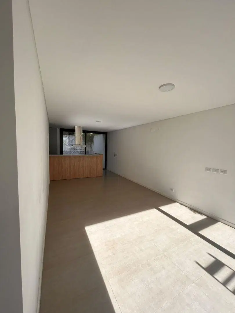 Alquiler de duplex 3 ambientes en Ituzaingo norte 4