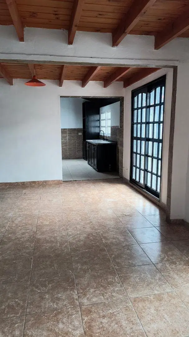 Venta de chalet 5 ambientes en Ituzaingo Norte 5