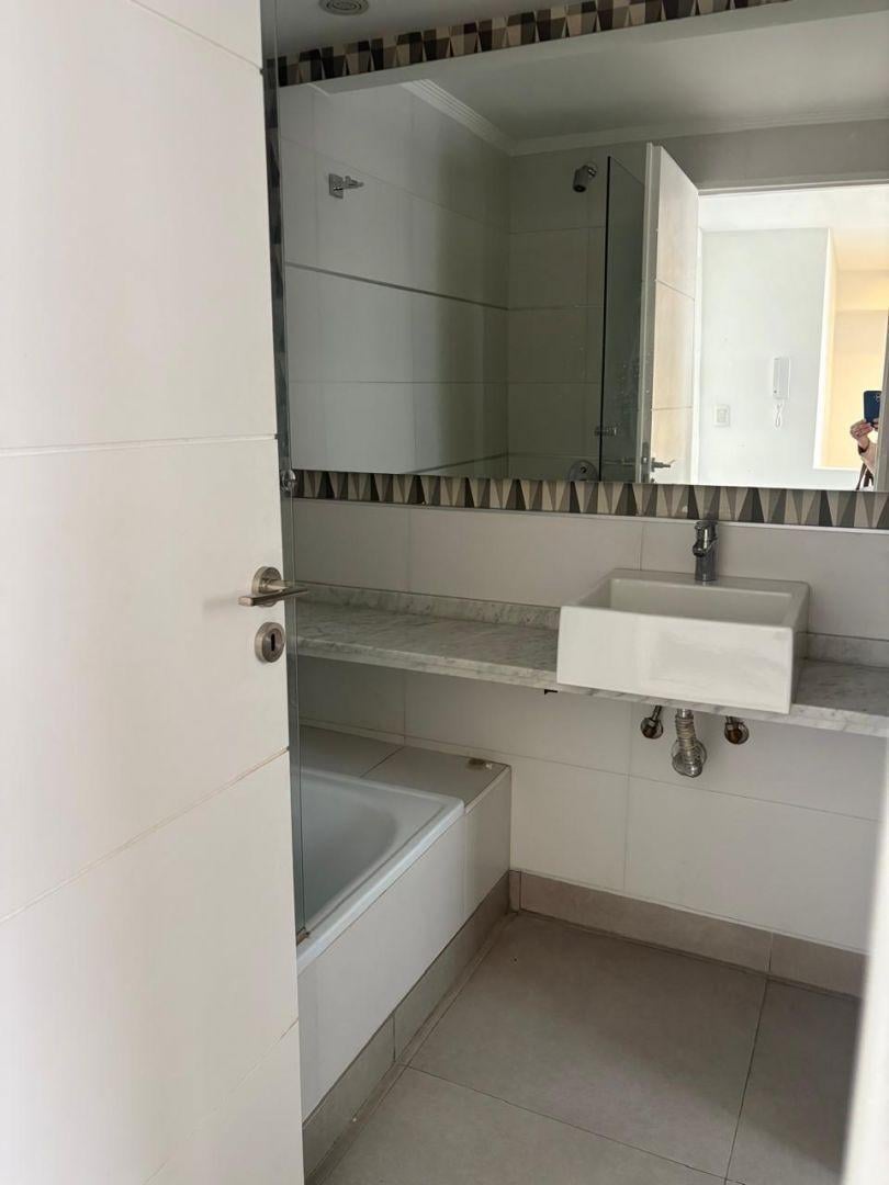Foto de ALQUILER DE DÚPLEX 3 AMBIENTES EN COMPLEJO RESIDENCIAL DE CATEGORÍA, imagen 5