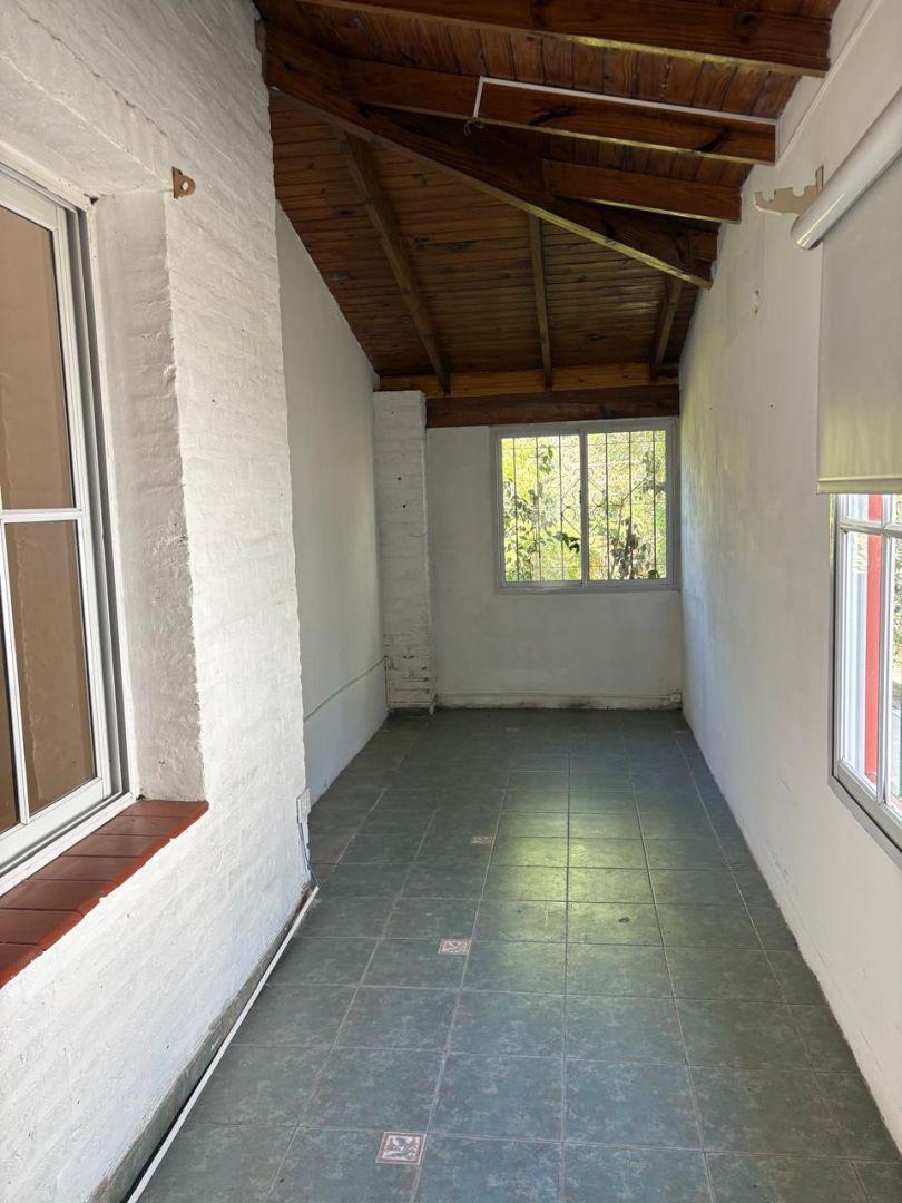 Foto de Venta de Casa 5 Ambientes en Parque Leloir, Ituzaingó, imagen 5