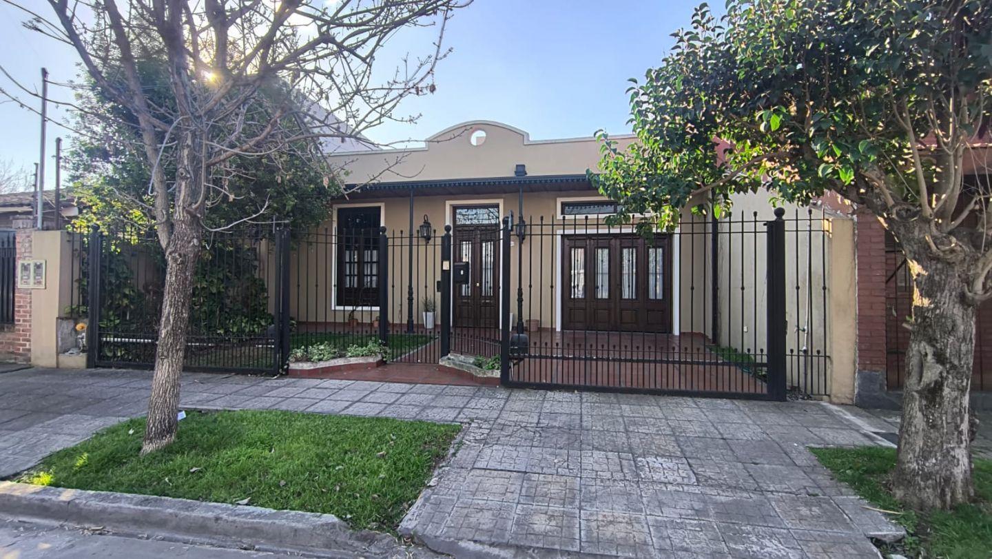 Foto de CASA 5 AMBIENTES EN VENTA - ITUZAINGO NORTE, imagen 1