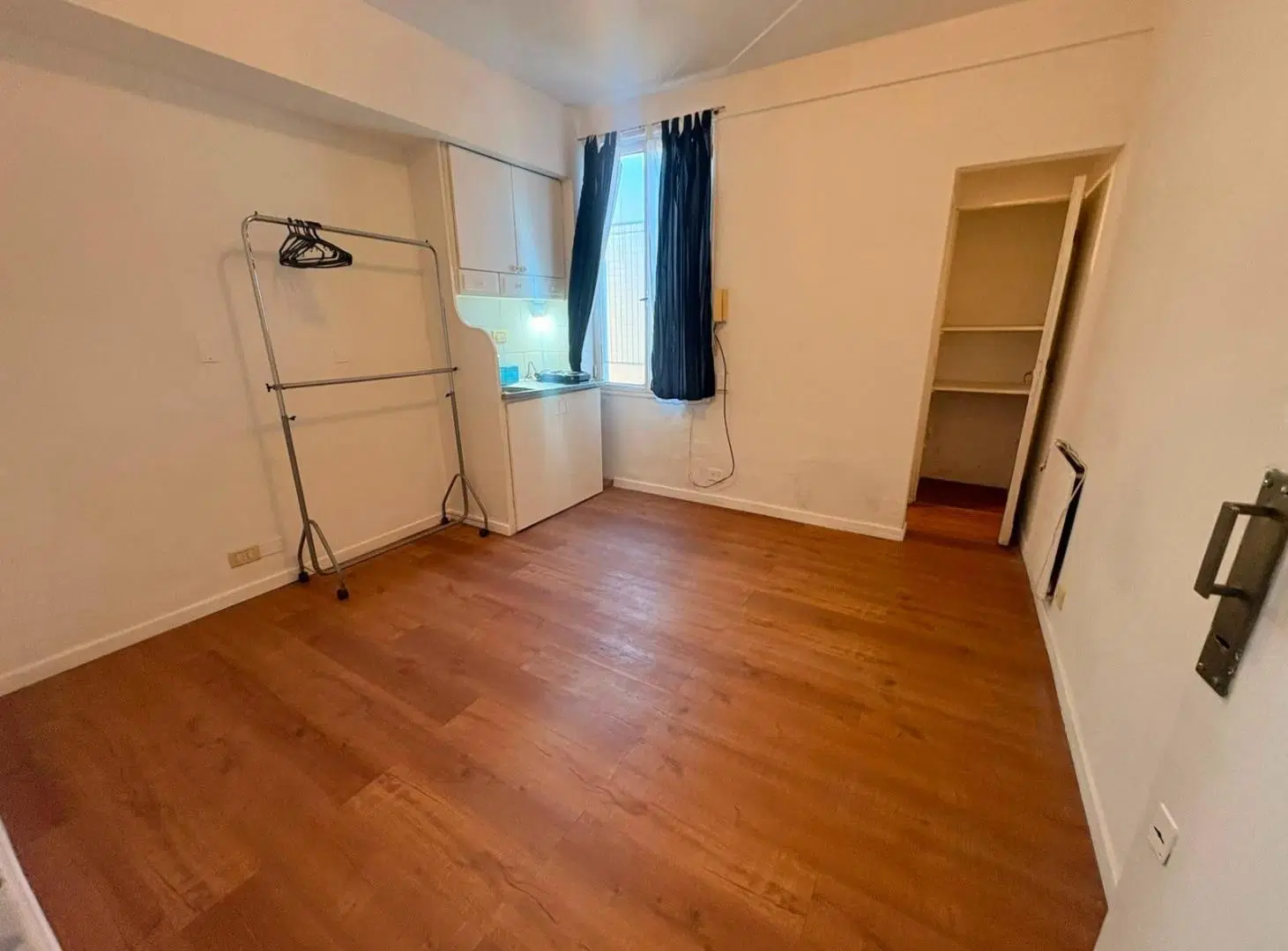 MINI STUDIO 15 M2 1