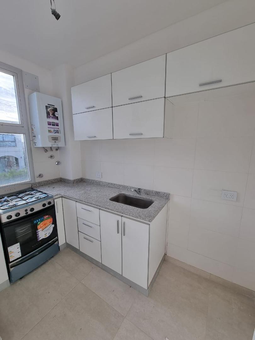 Foto de Venta Departamento PH Dúplex 3 ambientes 2 dormitorios cochera Nuevo, imagen 4