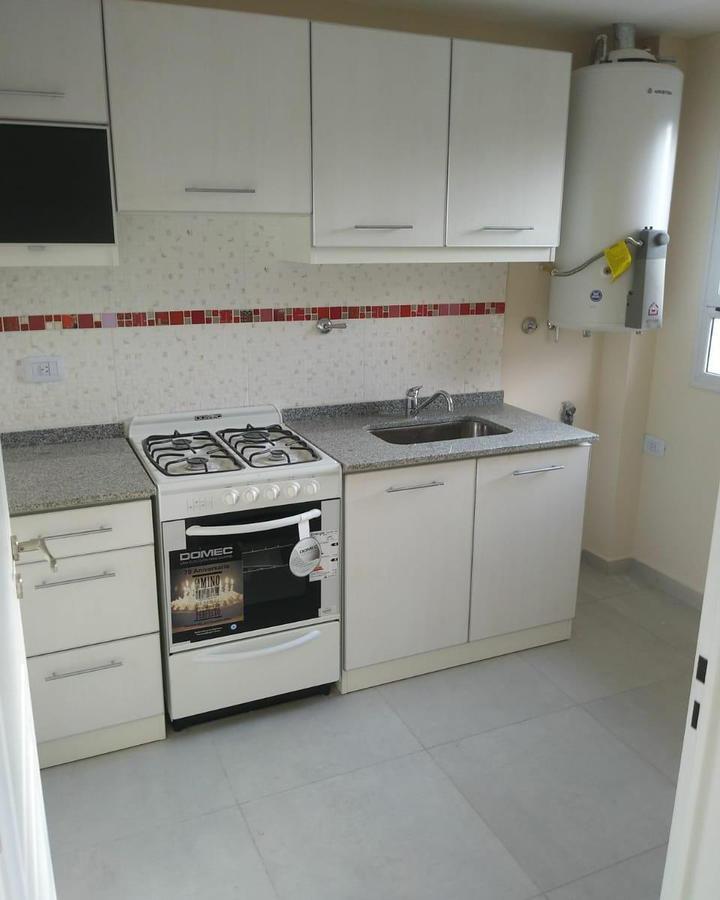 V Luro PH Nº10•san Blas 5450•2ºpiso 2amb Frte Bcon Ptio + U. C. Tza con Parrilla 3